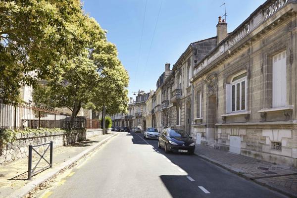 Appartement T2 avec Jardin St Genes 