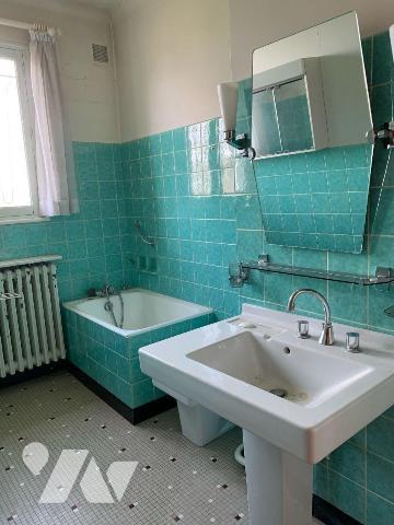 A VENDRE - A LIMOGNE-EN-QUERCY (46260 - LOT) Belle maison des années 60 située à deux pas du ce...