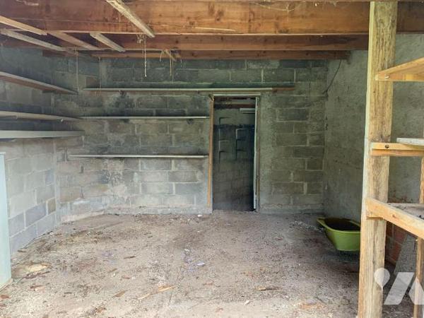 A VENDRE - A LIMOGNE-EN-QUERCY (46260 - LOT) Belle maison des années 60 située à deux pas du ce...