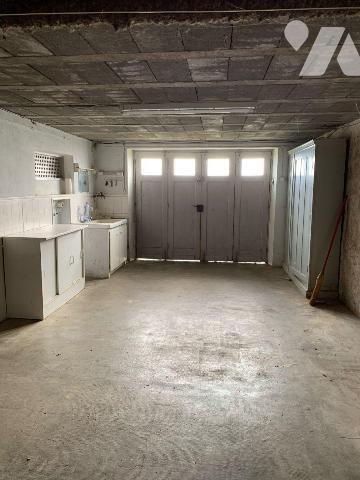 A VENDRE - A LIMOGNE-EN-QUERCY (46260 - LOT) Belle maison des années 60 située à deux pas du ce...