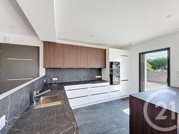 Maison à vendre  5 pièces - 133,02 m 2   GUERANDE  - 44