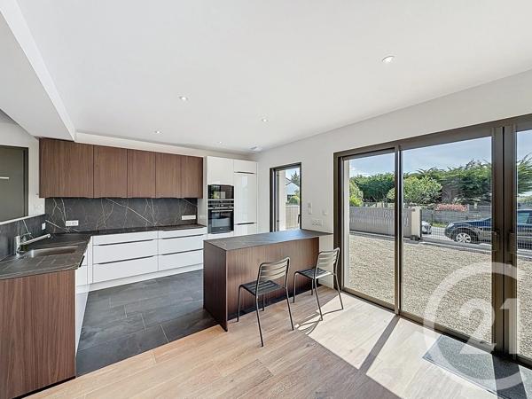 Maison à vendre  5 pièces - 133,02 m 2   GUERANDE  - 44