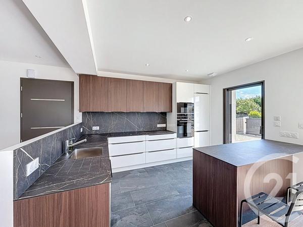 Maison à vendre  5 pièces - 133,02 m 2   GUERANDE  - 44
