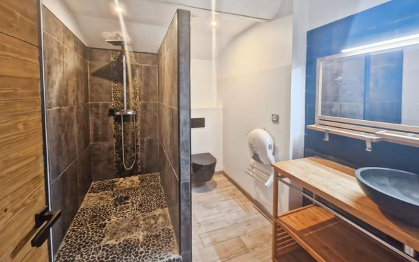 Maison à vendre    3 pièces • 92,99 m2 Villeneuve