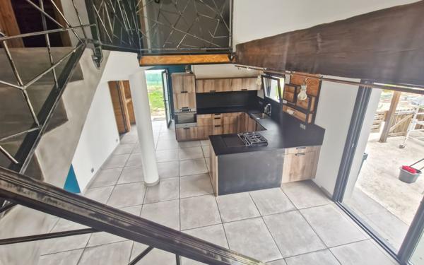 Maison à vendre    3 pièces • 92,99 m2 Villeneuve