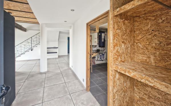 Maison à vendre    3 pièces • 92,99 m2 Villeneuve