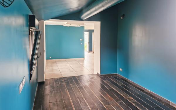 Maison à vendre    3 pièces • 92,99 m2 Villeneuve