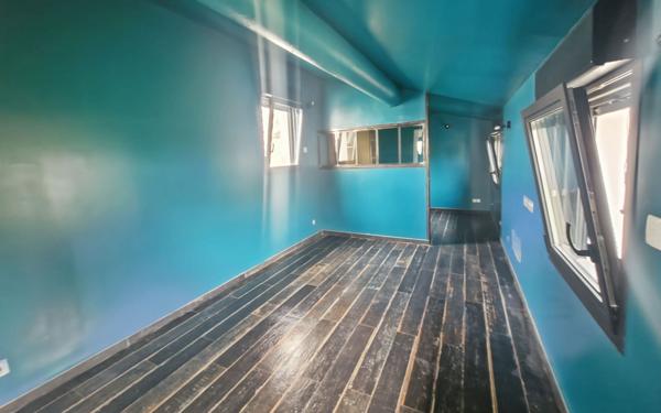 Maison à vendre    3 pièces • 92,99 m2 Villeneuve