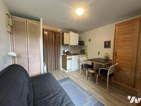 Studio meublé et équipé avec balcon à Prémanon