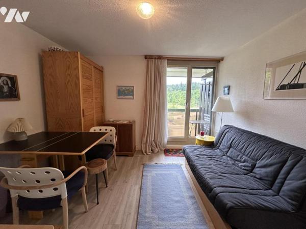 Studio meublé et équipé avec balcon à Prémanon