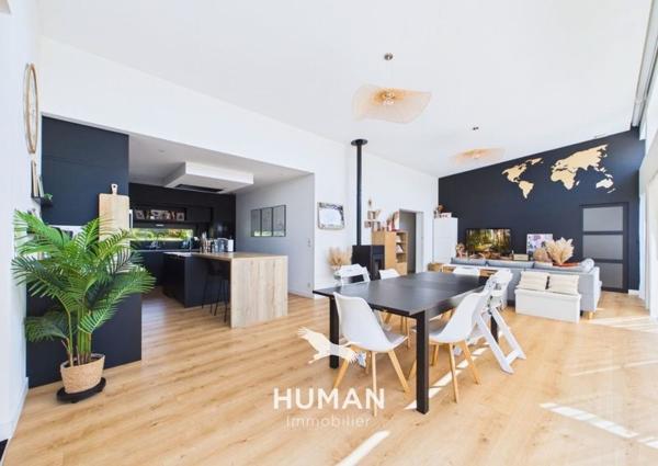 Maison à vendre 520 833 € Pluvigner 7 p 150 m² DPE A