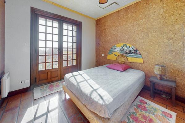 MARTIGUES - Belle propriété: Maison T8,  200m²/3356m² avec vue panoramique sur lEtang de Berre