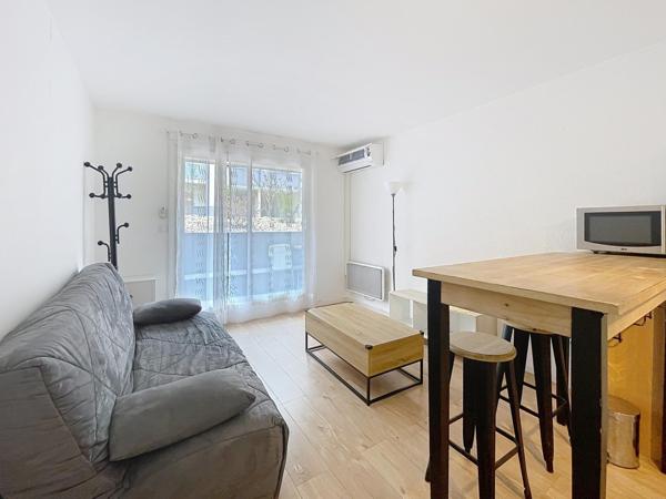 T2 secteur recherché, balcons et parking