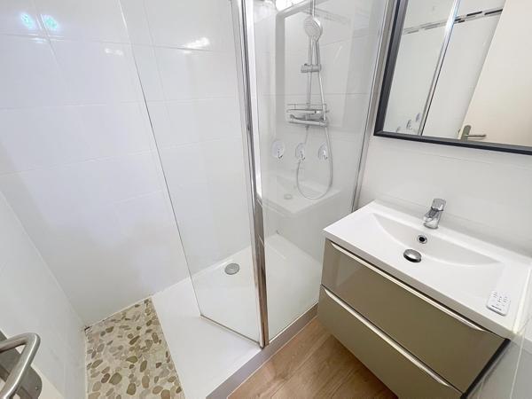 T2 secteur recherché, balcons et parking