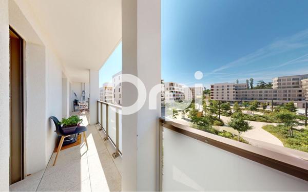 Appartement à vendre    3 pièces • 65 m2 Bron