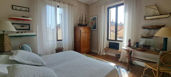 Le Thor (84250) Coup de coeur en bord de Sorgue- Centre-ville du Thor