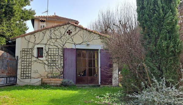 Le Thor (84250) Coup de coeur en bord de Sorgue- Centre-ville du Thor