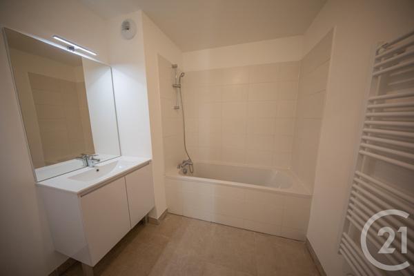 Appartement T4 à vendre  5 pièces - 84,36 m2 ST MEDARD EN JALLES - 33
