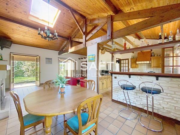 Fargues-Saint-Hilaire – Belle maison à moderniser sur grande parcelle arborée
