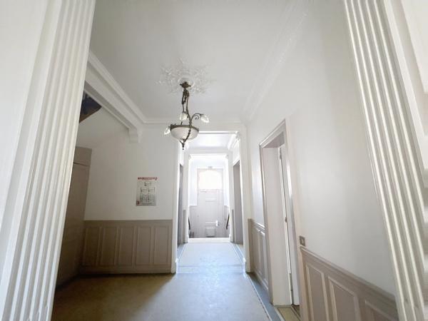 HOTEL PARTICULIER à vendre 22 pièces REIMS (51)