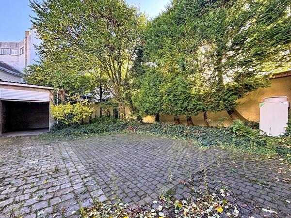 HOTEL PARTICULIER à vendre 22 pièces REIMS (51)