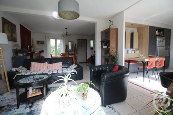 Maison à vendre  5 pièces - 114 m 2   GRAND CHAMP  - 56