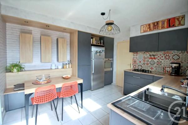 Maison à vendre  5 pièces - 114 m 2   GRAND CHAMP  - 56