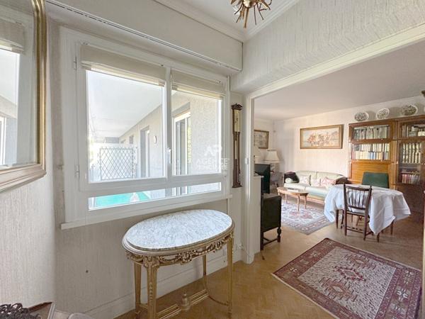 Chaville - Foret des fausses reposes - Agréable 2 pièces avec balcon au calme €275 000 ** - Référence 680-C