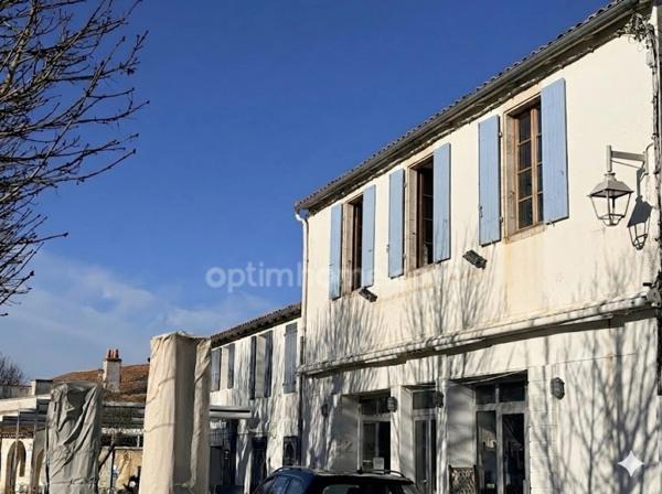 Immeuble et commerce à vendre ARS EN RÉ 17590