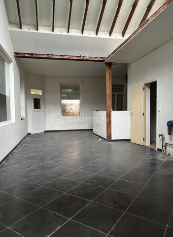 Local commercial de 220 m²