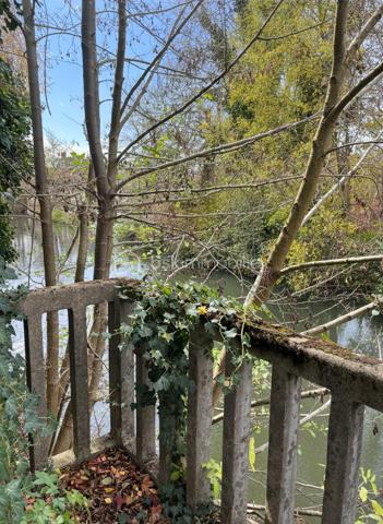 Local commercial de 220 m²