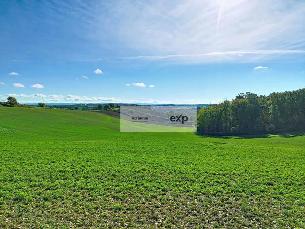 Terrain constructible 1279 m² avec vue dégagée – Molières (82)