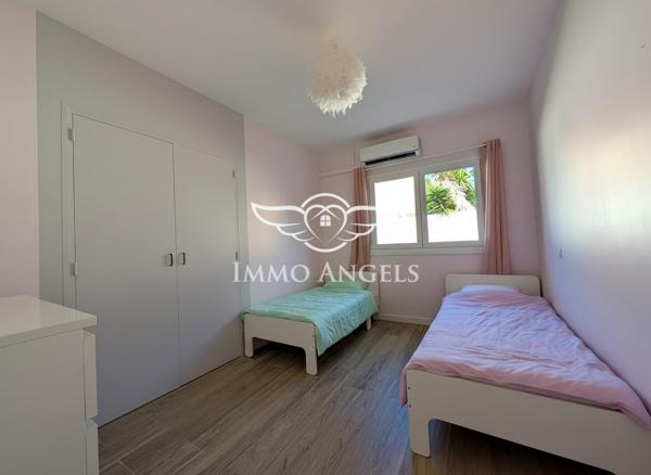 Maison 3 chambres de 155 m² avec studio indépendant et piscine