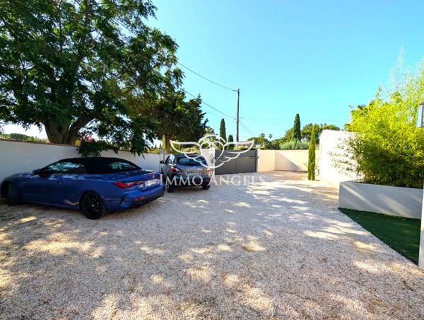 Maison 3 chambres de 155 m² avec studio indépendant et piscine
