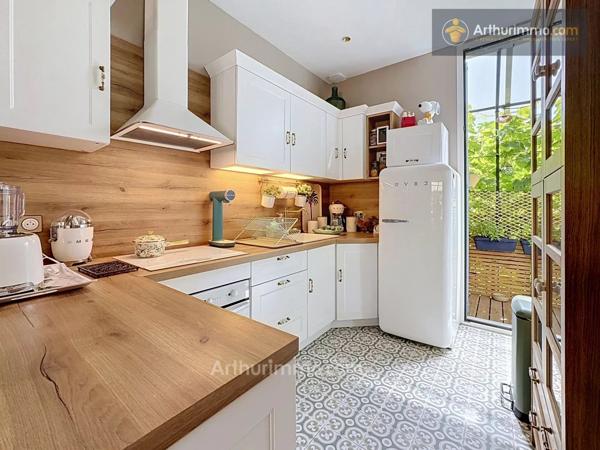 Vente                                                      Appartement
                        
                     3 pièces                      65 m2                     à Mouans-Sartoux