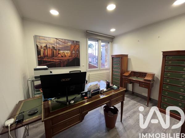 Maison à vendre 8 pièces 202 m² Montfermeil