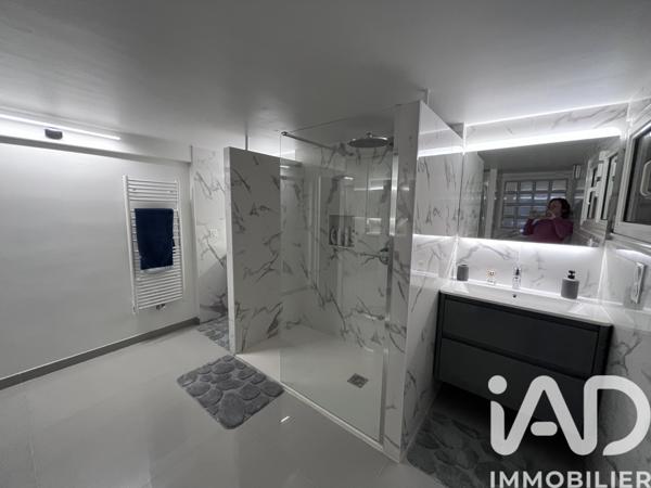 Maison à vendre 8 pièces 202 m² Montfermeil