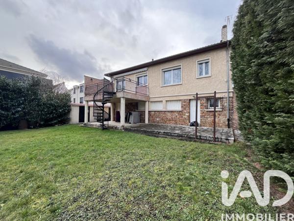 Maison à vendre 8 pièces 202 m² Montfermeil