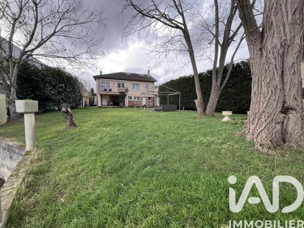 Maison à vendre 8 pièces 202 m² Montfermeil