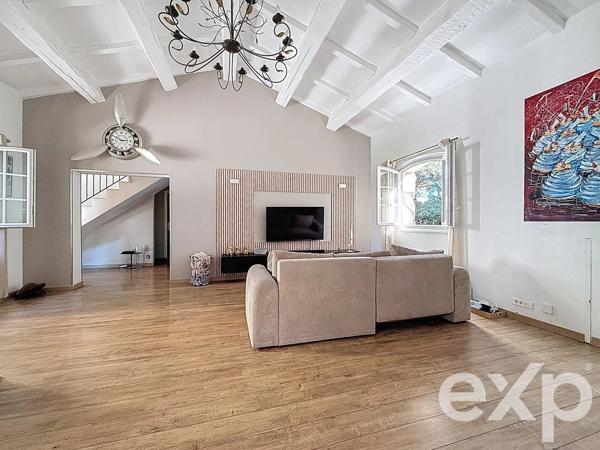 Maison avec studio annexe