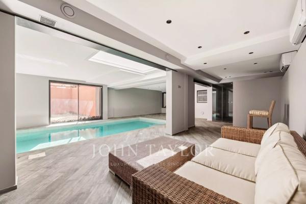Rueil Malmaison Maison avec piscine intérieure et terrasses