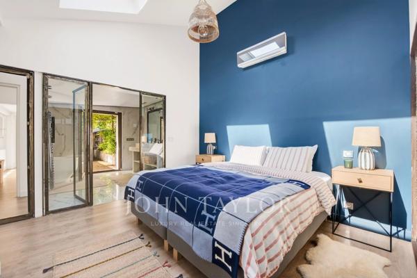 Rueil Malmaison Maison avec piscine intérieure et terrasses