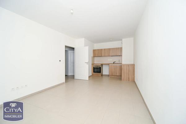Appartement à vendre 2 pièces 41.61m² Fleury-les-Aubrais (45400)