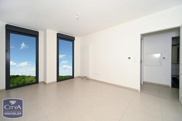 Appartement à vendre 2 pièces 41.61m² Fleury-les-Aubrais (45400)
