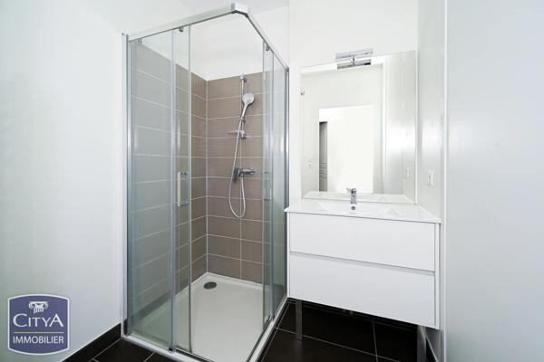 Appartement à vendre 2 pièces 41.61m² Fleury-les-Aubrais (45400)