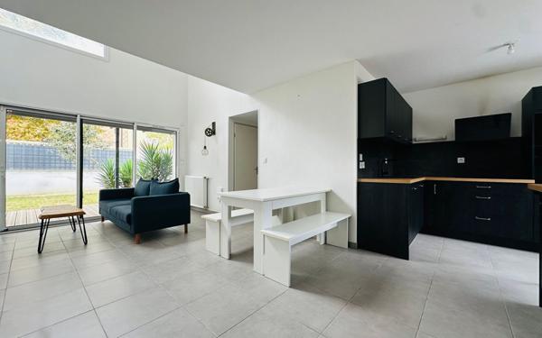 Maison à louer    3 pièces •  Muret