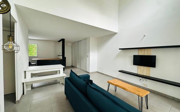 Maison à louer    3 pièces •  Muret