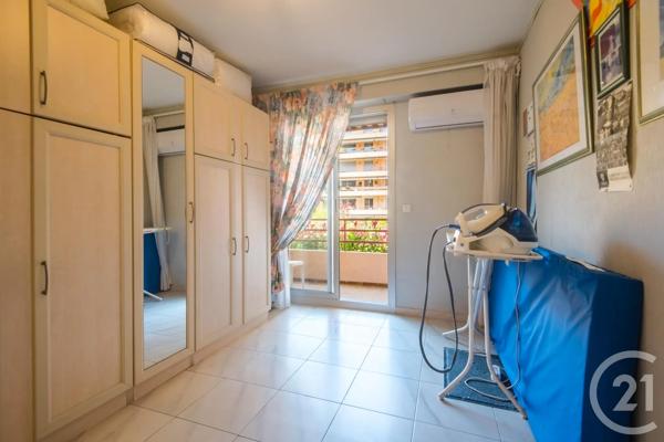 Appartement F3 à vendre  4 pièces - 113,48 m 2   NICE  - 06