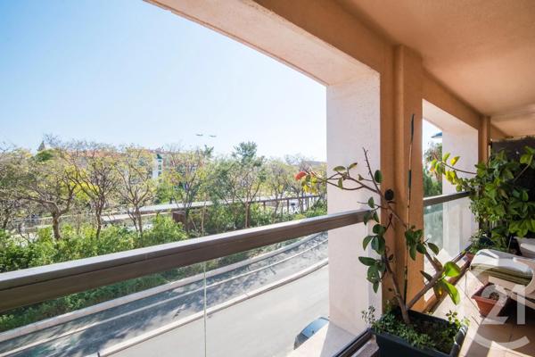 Appartement F3 à vendre  4 pièces - 113,48 m 2   NICE  - 06