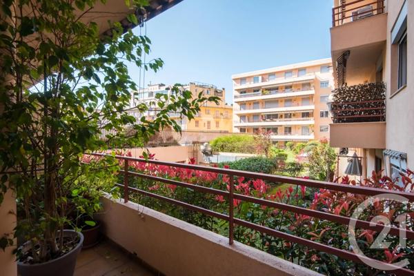 Appartement F3 à vendre  4 pièces - 113,48 m 2   NICE  - 06